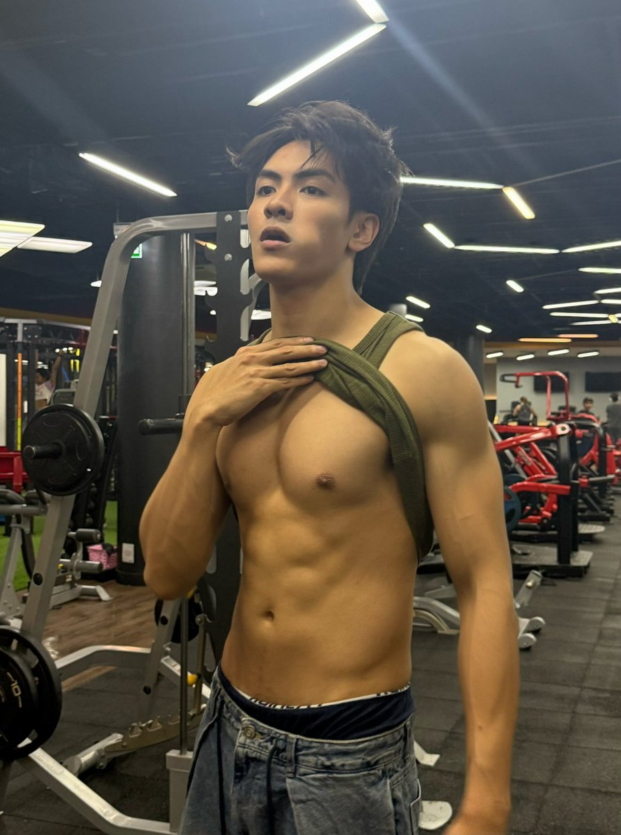 Bellanova_86's tweet photo. Understandable Dunk.

#JoongDunk | #จุงดัง https://t.co/LrjvEaNzil