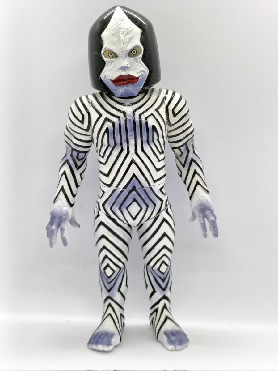 フューチャーモデルズ製楳図かずお版ウルトラマンの三面怪人ダダ