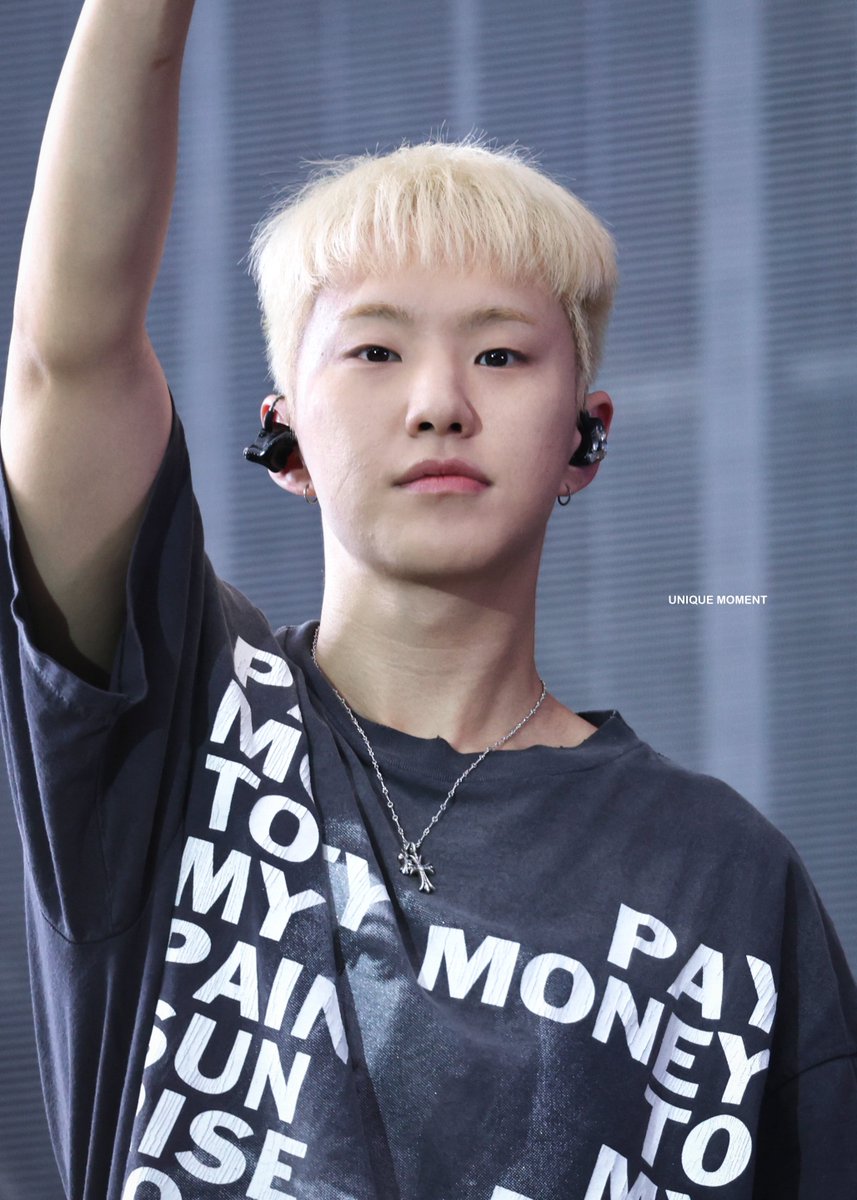 UniqueMoment_'s tweet photo. 250126 SINGAPORE 싱가포르 sound check

#호시 #세븐틴 #HOSHI #SEVENTEEN #ホシ
#SVT_RIGHT_HERE_IN_SINGAPORE https://t.co/7WS3ovyiuj