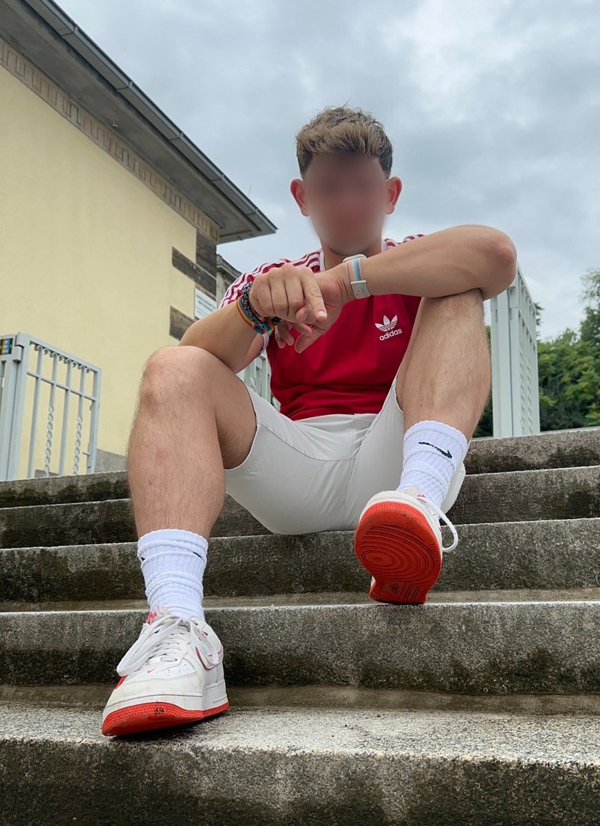 Do u feel it Fag? How weak u will be when u see ur Master😂😂 U can‘t resist… 😈🤑😏