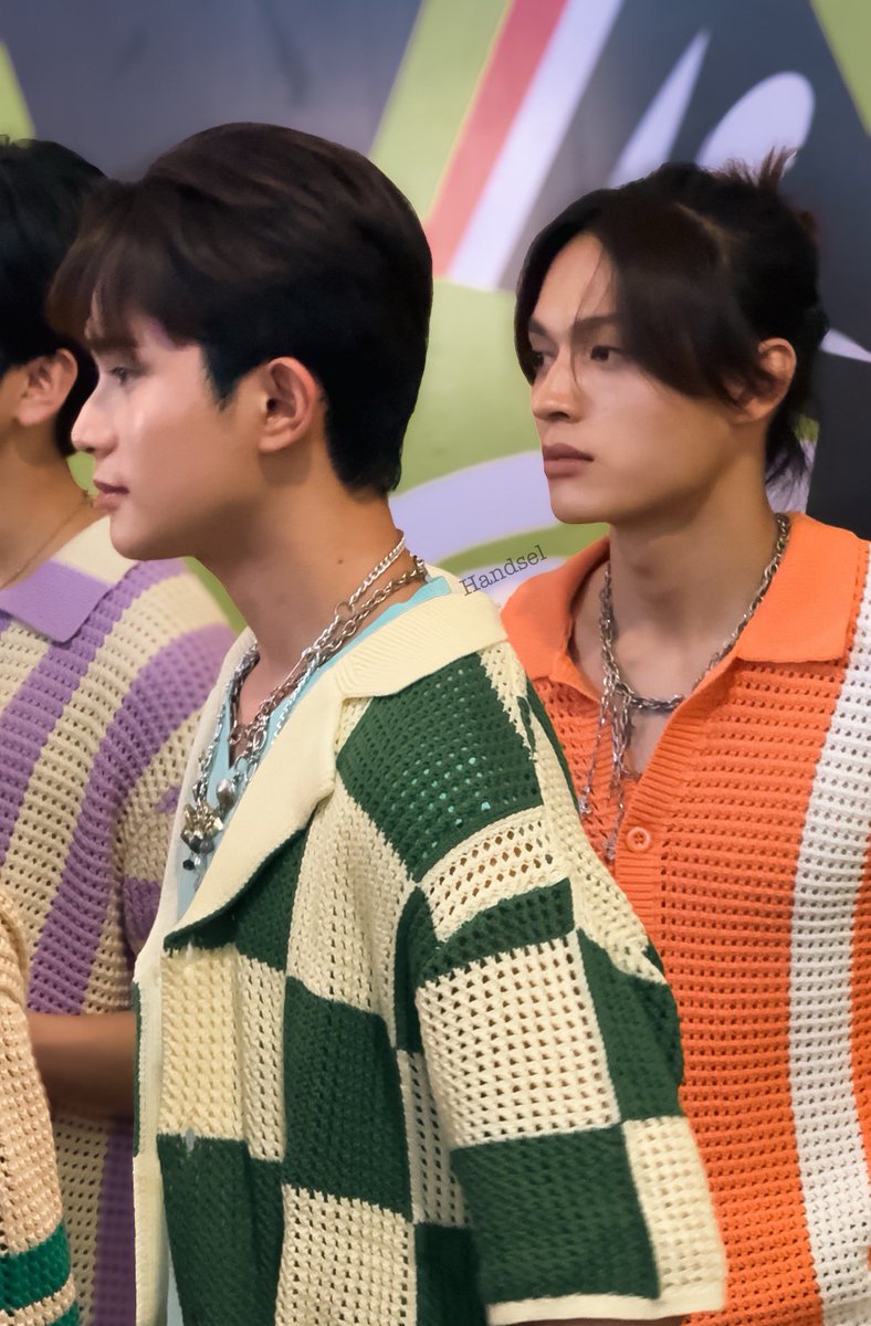 what a refreshing look for our boys, their stylist really did a great job for exploring the right hairstyle and outfit for them! 🥹💕

DAGYANG KAUPOD ANG GWAPITO 
#HalaBiraHORI7ON 
#HORI7ON #호라이즌
<a href="/HORI7ONofficial/">HORI7ONofficial</a>
<a href="/smcityiloilo/">SM City Iloilo</a>