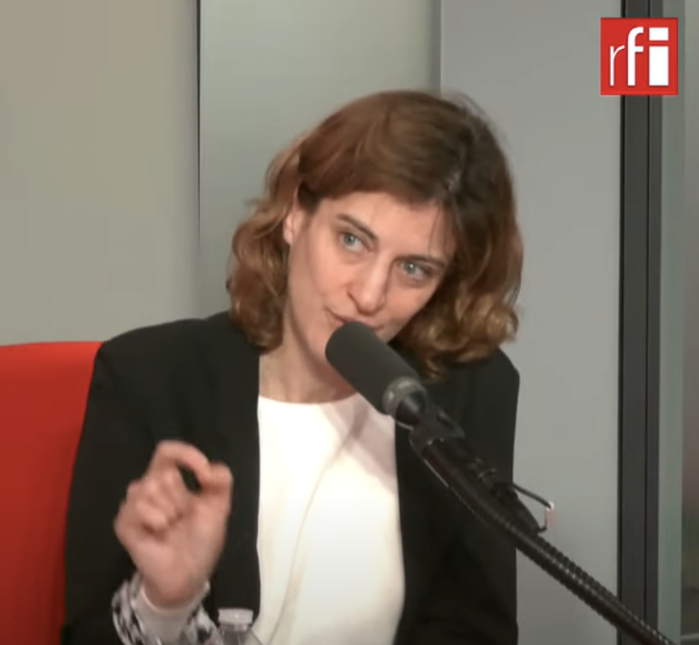 🗣️ « Il faut remettre de la puissance publique dans les quartiers »
🗣️ « Je veux donner le pouvoir aux femmes dans les quartiers, en particulier du point de vue économique » 

- <a href="/juliettemeadel/">Juliette Méadel</a>, invitée de <a href="/FredRiviereRFI/">Frédéric Rivière</a> | Sujets #PolVille vers 41:20

🎙️ rfi.fr/fr/podcasts/l-…