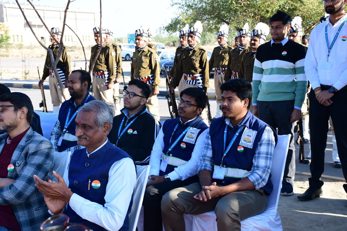HRRL_Rajasthan's tweet photo. This Republic Day, HRRL proudly unfurls the tricolor, celebrating the spirit of our Constitution and the collective strength of the people that fuels progress and unity. Let us renew our commitment to building a brighter, &amp; inclusive India. 

HRRL wishes you a Happy Republic Day https://t.co/3uht9nUtfW