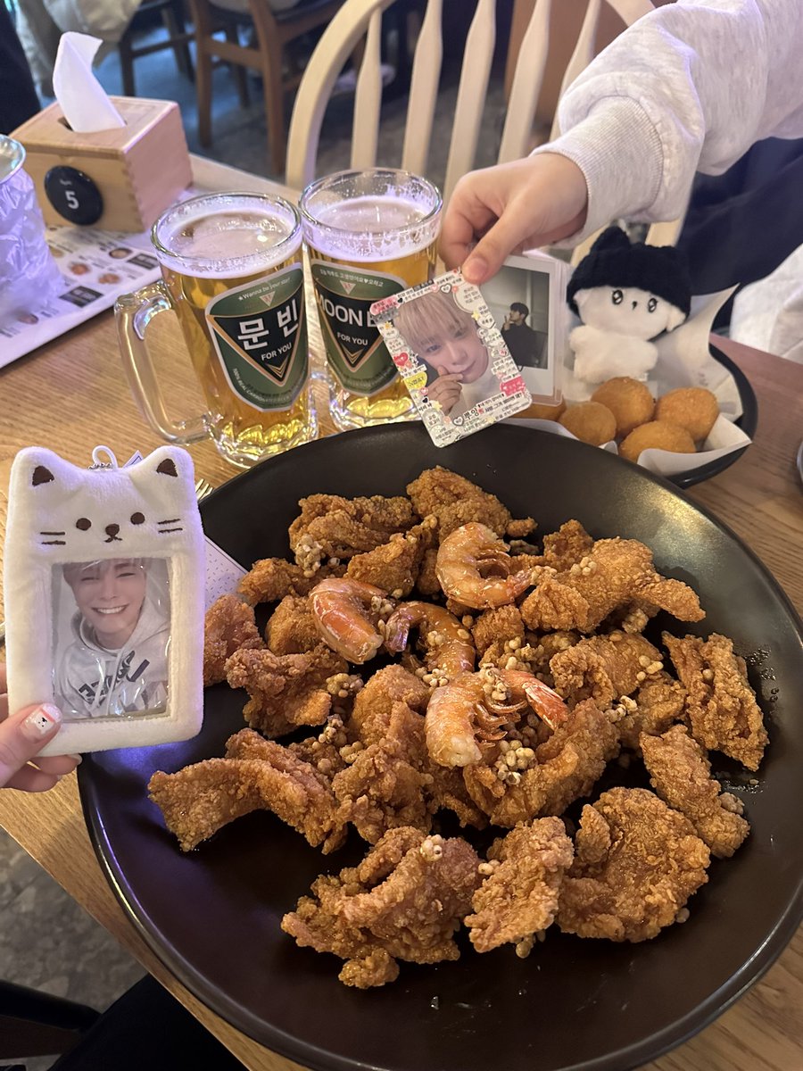 dogcat_bin's tweet photo. 빈아 생일축하해♡ https://t.co/tHf5vFCVG7