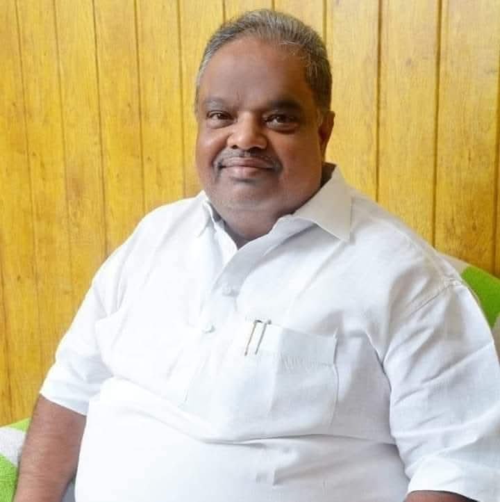 भाजपा के प्रदेश उपाध्यक्ष कानपुर- बुन्देलखण्ड क्षेत्र के निवर्तमान क्षेत्रीय अध्यक्ष आदरणीय मानवेंद्र सिंह चौहान जी  को जन्मदिन की हार्दिक शुभकामनाएं एवं बधाई।
#ManvendraSinghChauhan