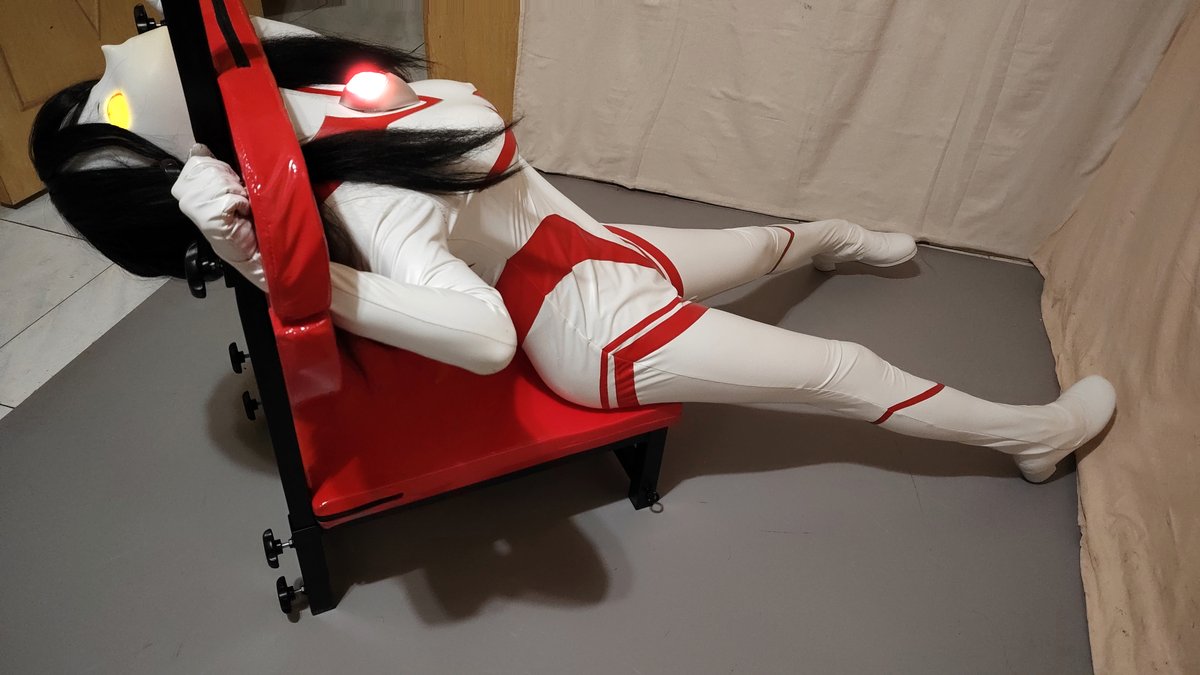 23期！  這次是特別檔！    共8分鐘的超長視頻（拍的死去活來ଲ）   2月會摸魚停更ww    祝大家新年快樂！