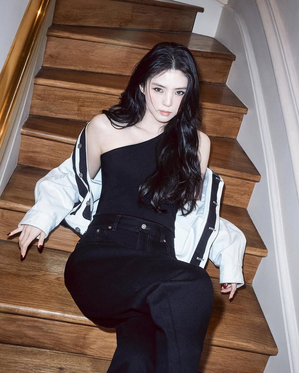 Quevas ᴀʟʙᴇᴄʜᴛ. tweet media