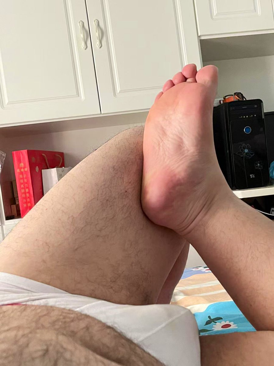 就喜欢懒洋洋的躺着