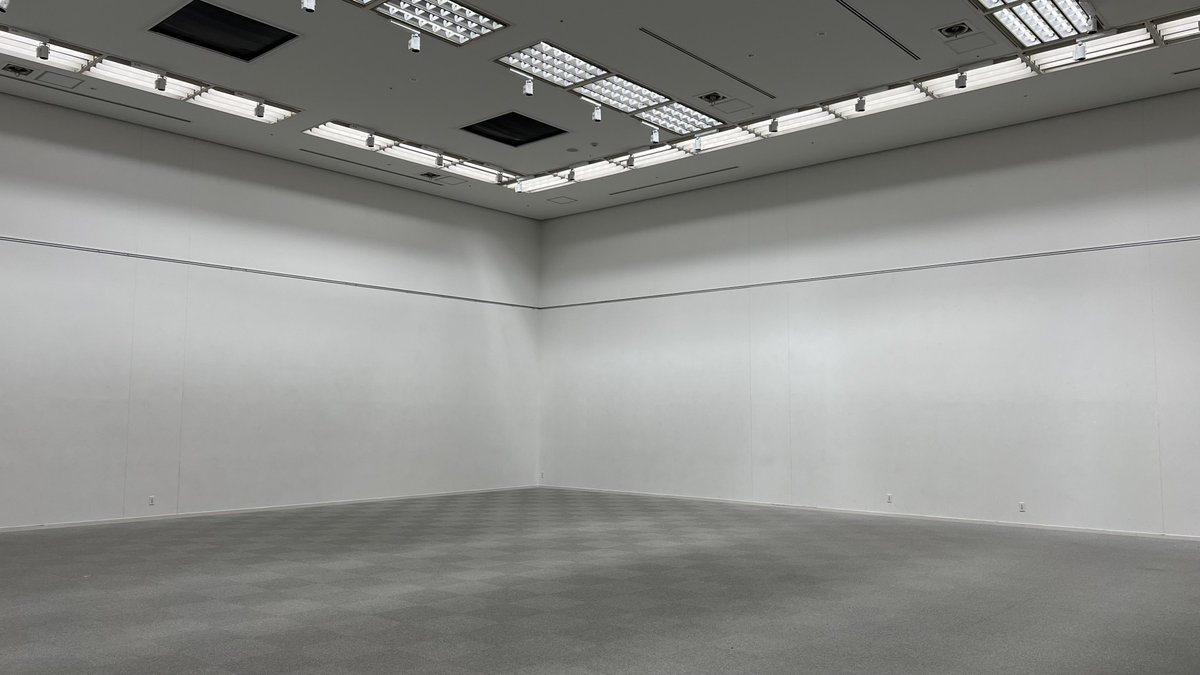 八我🐈‍⬛展示会3 は先程2日間の日程を終え、撤収完了しました。
展示参加者様と観覧のお客様で延べ500人を超える方にご参加いただきました！
ありがとうございました！

次回も鋭意企画していますのでお楽しみに！
（柳）