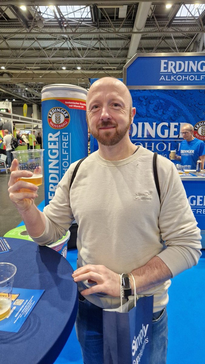 Quenching my thirst at the <a href="/ErdingerAF_UK/">Erdinger Alkoholfrei</a> stand at <a href="/nationalrunshow/">National Running Show</a> with #paceyourself
