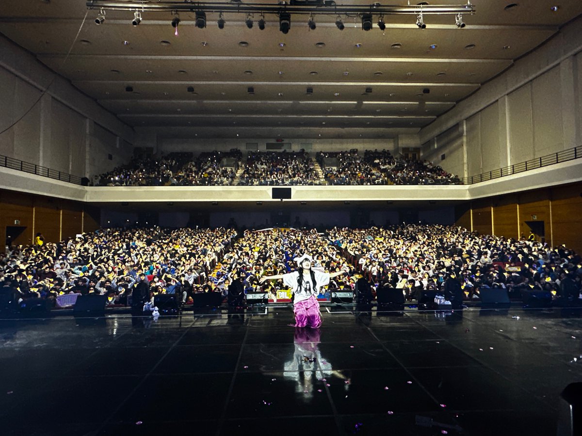 YENA_OFFICIAL's tweet photo. [📸YENA PIC]

25.01.26 #네모로부터시작하는이세계여행

아쉽게도 이번 여행은 여기까지지만 (˘•̥⧿•̥˘ )
지구미와의 여정은 to be Continued❗️

이틀동안 열심히 응원해 준 
지구미 덕분에 예나 충전 완료💛🔥

이번 여행 함께해줘서 너무 고맙고 
예나 지구미나 함께 하기 약속 ❥･•˚‧｡♥｡‧˚

#최예나 #예나 #YENA