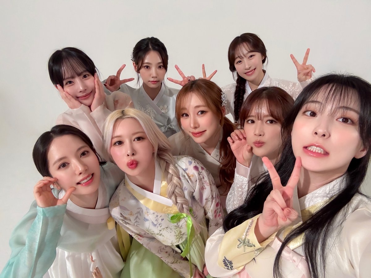 [📷]
행복하고 따스한 설 연휴 보내요 우정💗

#우주소녀 #WJSN