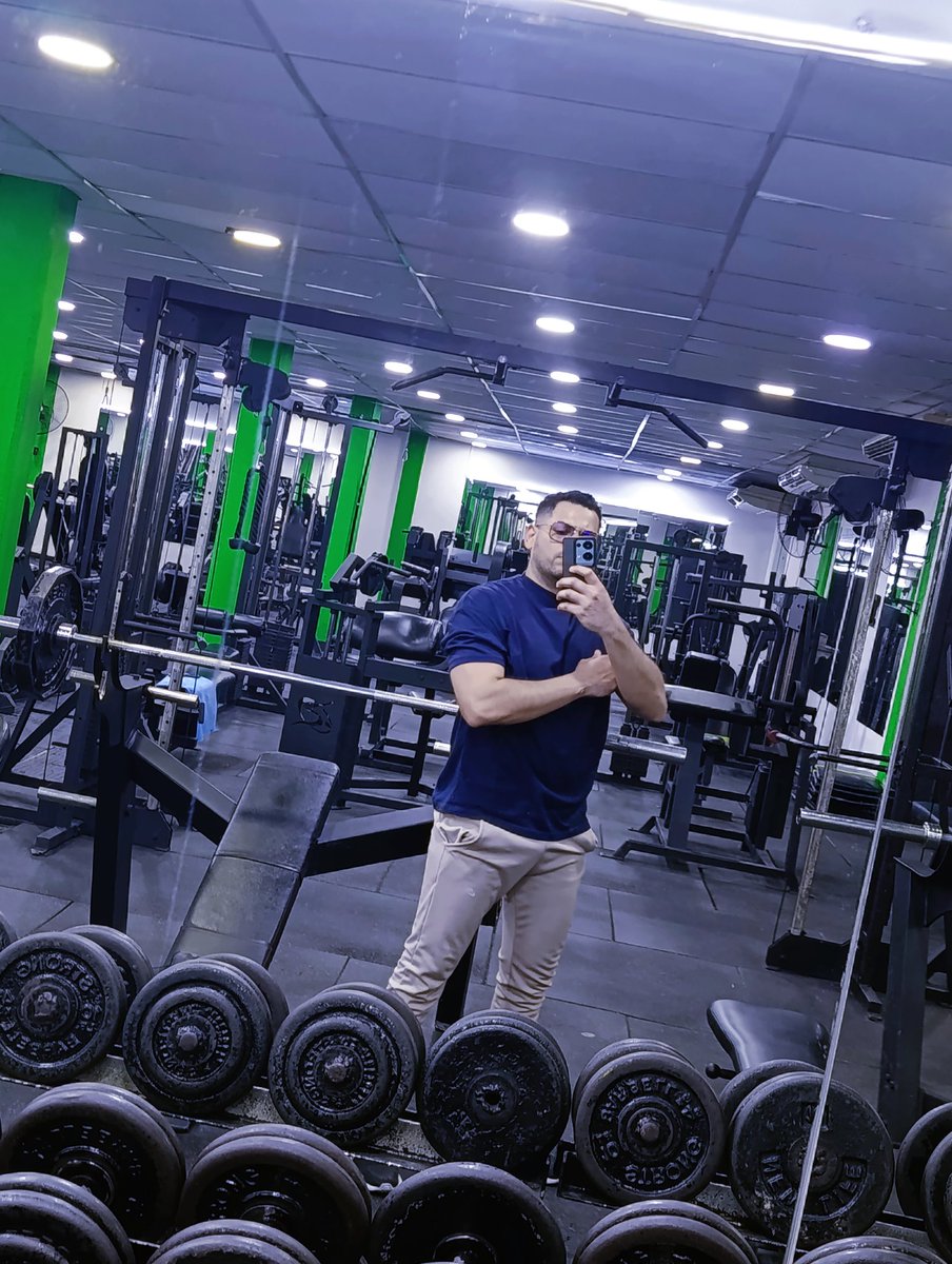 antonycastillos's tweet photo. #gymlife https://t.co/k5qUSlJfJl
