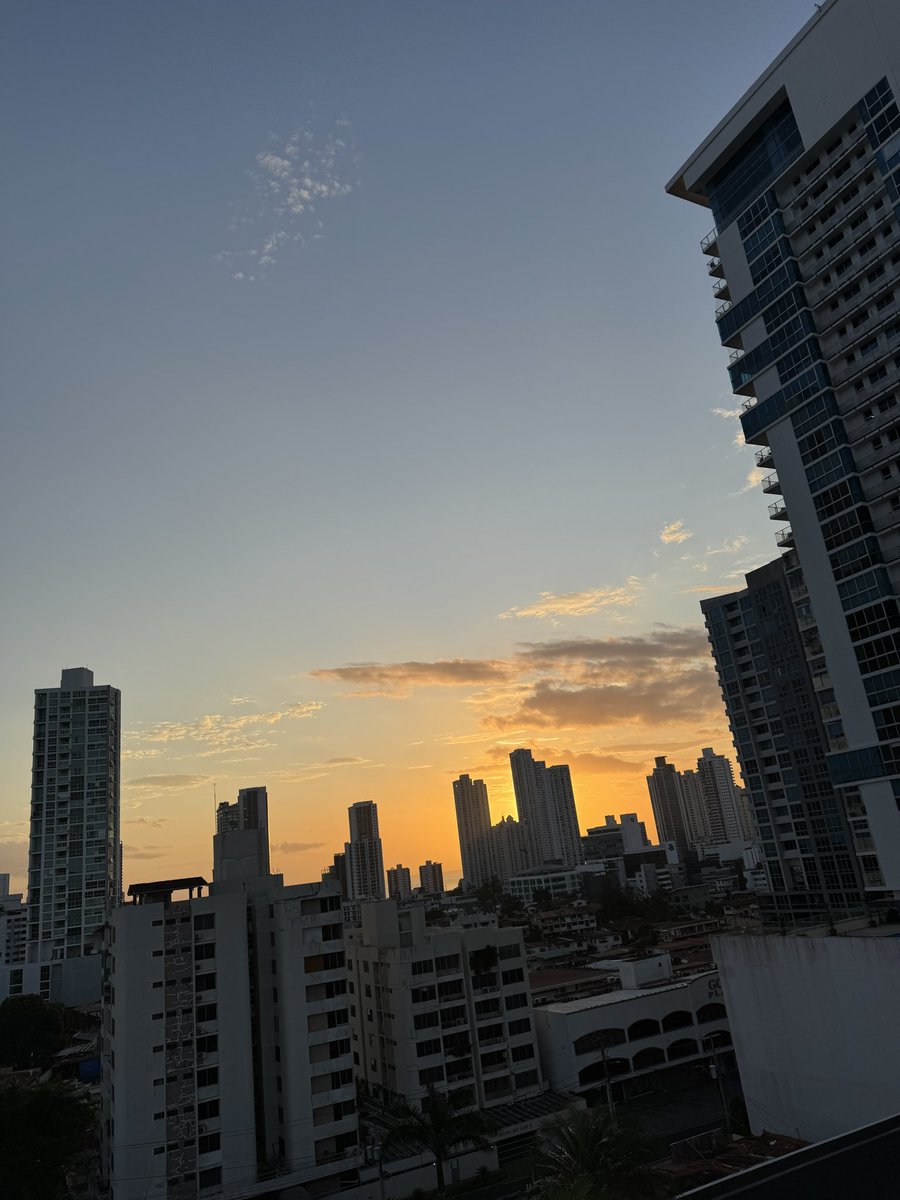 Panamá 
Enero 25
5:57
6:13
6:56
PAZ