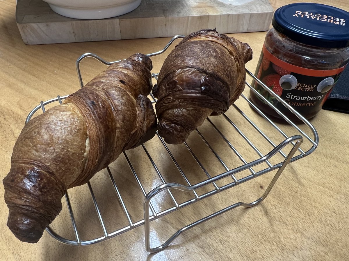 Paul (my name is NOT Phil!) (@kickboxerlad) on Twitter photo 