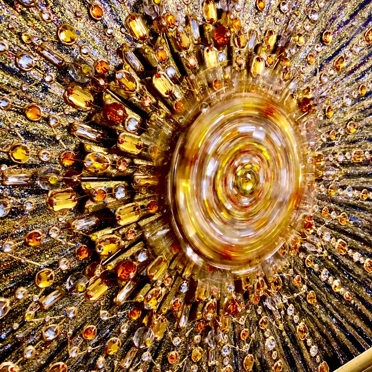 Gm and Happy Sunday dear crystals 💎💞☀️

Happiness is here 👇😉

🫧 zeartcristal.wb-art.co

🌊 opensea.io/ZeArtCristal