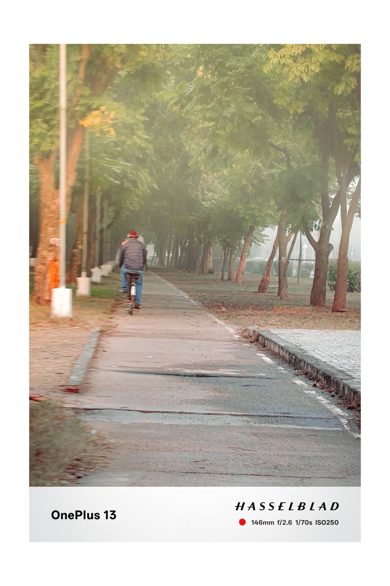 sharik_films's tweet photo. Sharing these random frames i captured with my OnePlus 13. Each shot highlights the beauty in everyday moments from vibrant colors to unique perspectives.
#shotononeplus13 #ShotOnOnePlus #madewithlightroom
#streetphotography #randomframes #randomclick #mobilephotography https://t.co/paeg8yX7n5