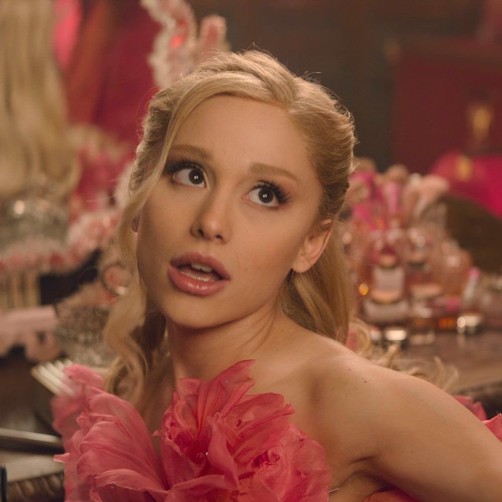 Ariana Hub tweet media