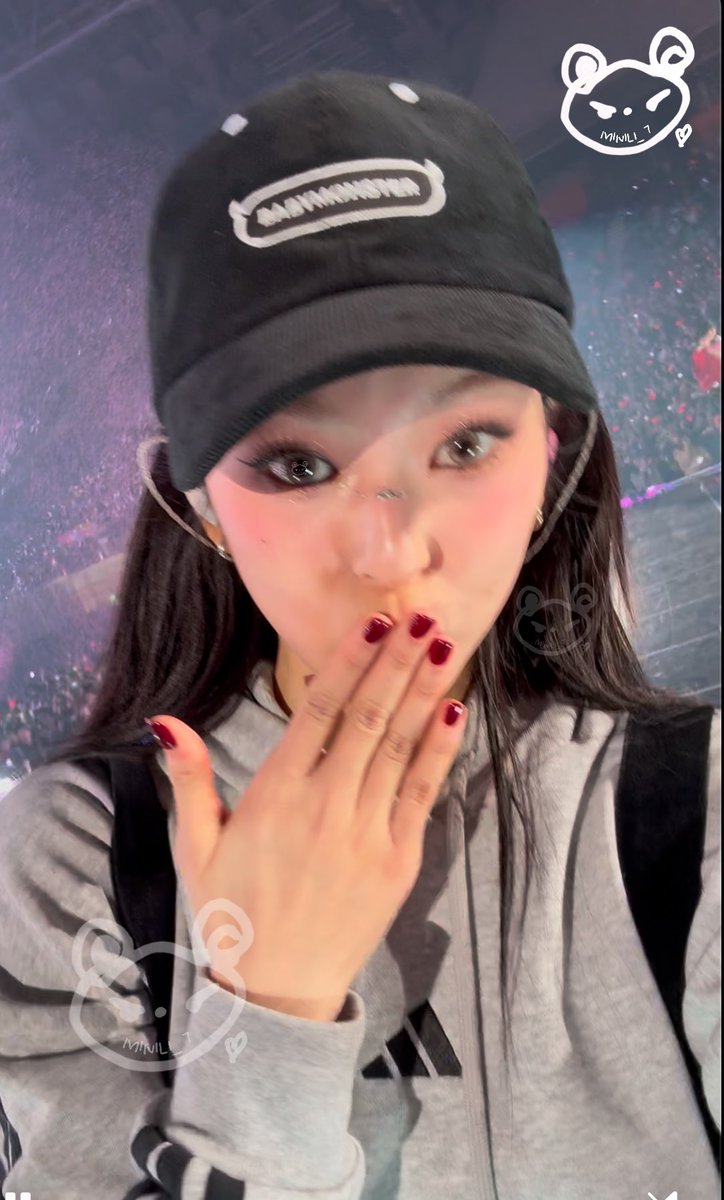 MINILI_7's tweet photo. 20250125

LOVE CHIQUITA FOREVER💖

#BABYMONSTER #베이비몬스터 #치키타 #CHIQUITA https://t.co/37fKlrorgX