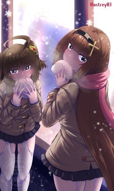 ヒロインだって暖かいものを買い食いしたいときくらい…ある😋 