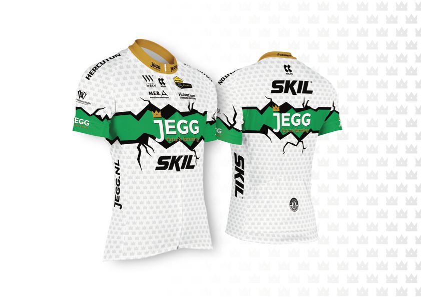 jeggdjracademy's tweet photo. JEGG-SKIL-DJR verschijnt dit jaar met alle wedstrijdrenners met nieuwe wedstrijdkleding in de koers van sportmerk KALAS. De juniorenselectie rijdt een met het logo van Visma | Lease a Bike die zo jonge talenten de kans geeft om zich te ontwikkelen in een professionele omgeving. https://t.co/wlhrgKUuVq