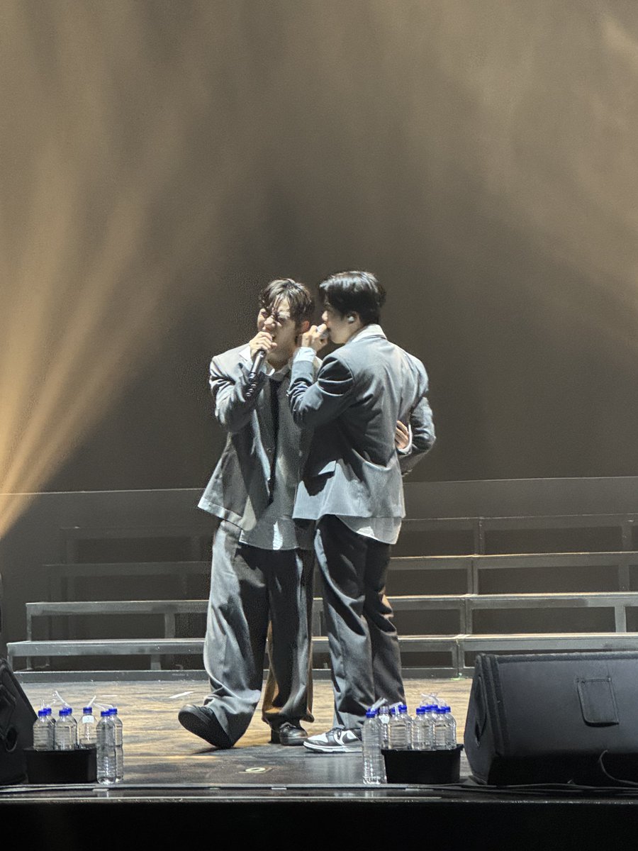 lumi_yam's tweet photo. 아 웃겨 https://t.co/2WXq2zeH5f
