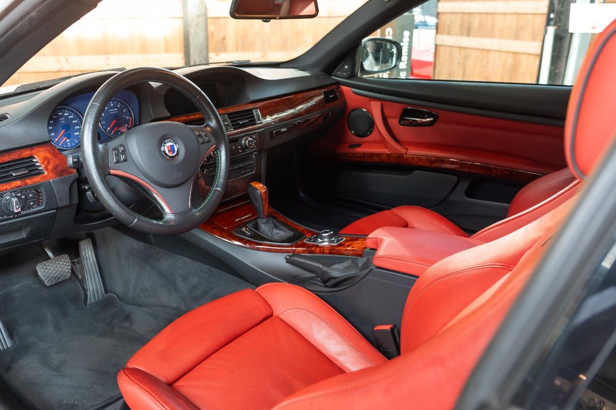 JB007DBS's tweet photo. Just when I thought I was going to add an Alpina Green with Cream interior Alpina B3 to my collection, this popped up. Similar low mileage and specification, am I sucker for red leather and 400 bhp in a refined coupe ?
#bmw #m3 #alpina #alpinaB3 #bmwcollector #bmwcollection https://t.co/pR1f8Uiwb4