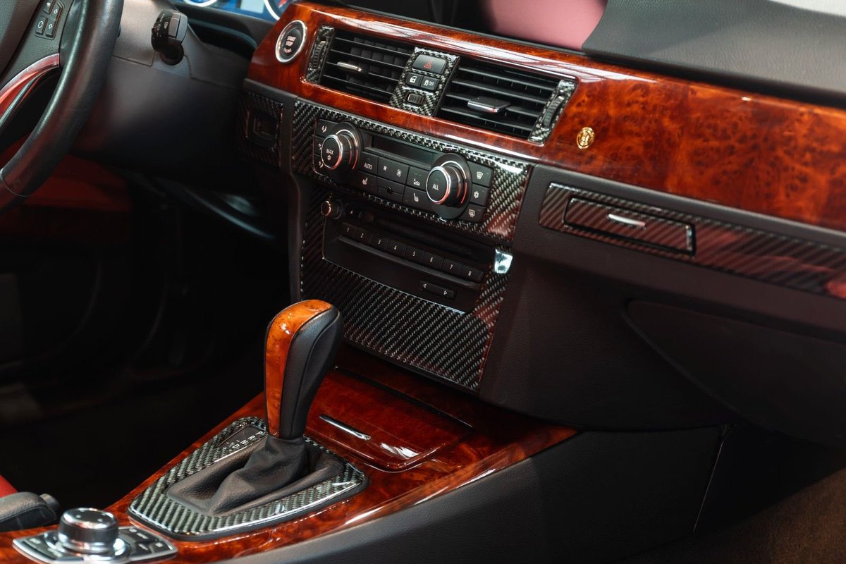 JB007DBS's tweet photo. Just when I thought I was going to add an Alpina Green with Cream interior Alpina B3 to my collection, this popped up. Similar low mileage and specification, am I sucker for red leather and 400 bhp in a refined coupe ?
#bmw #m3 #alpina #alpinaB3 #bmwcollector #bmwcollection https://t.co/pR1f8Uiwb4
