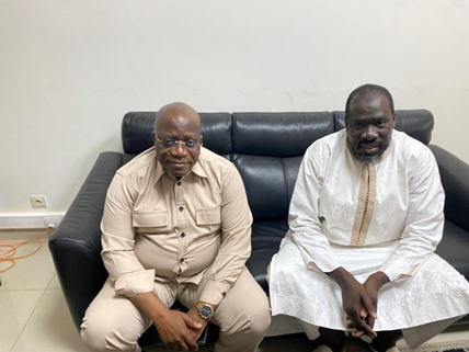 ACMAD_org's tweet photo. ๐๐คStrengthening Partnerships for Climate Action
Jan 20-24, ACMADโs new DG, Dr. Ousmane Ndiaye, met with #PracticalAction, #UNOCHA & #FAO in Dakar. Discussions centered on collaboration, demand-driven climate services & scaling early warnings to empower vulnerable communities. https://t.co/JlhiXot1Xf