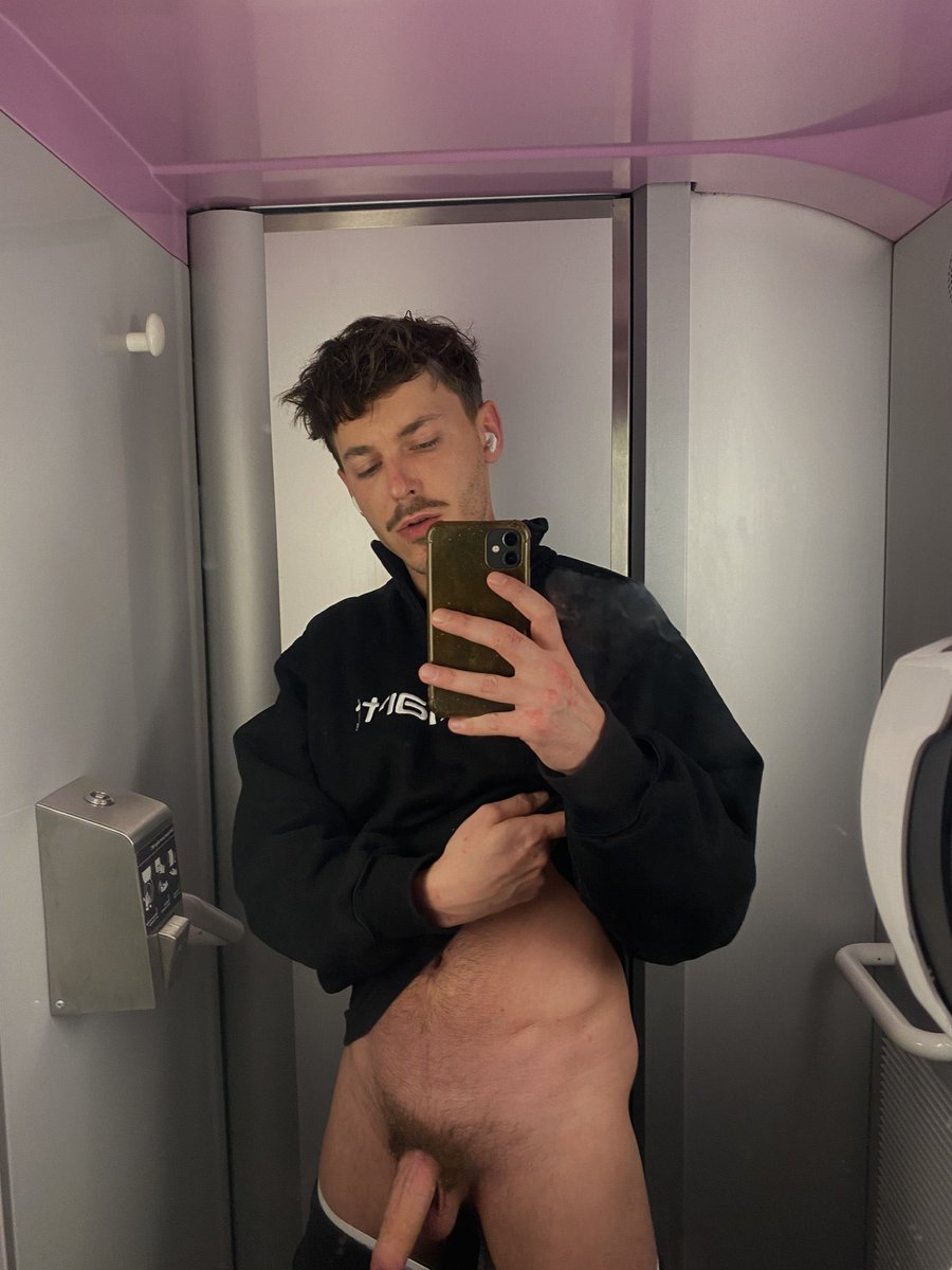 RT et passe en dm si tu veux mon snap 👻