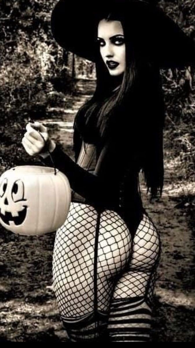 L1m1k911's tweet photo. Is this your favorite???? https://t.co/lazRabzdRa