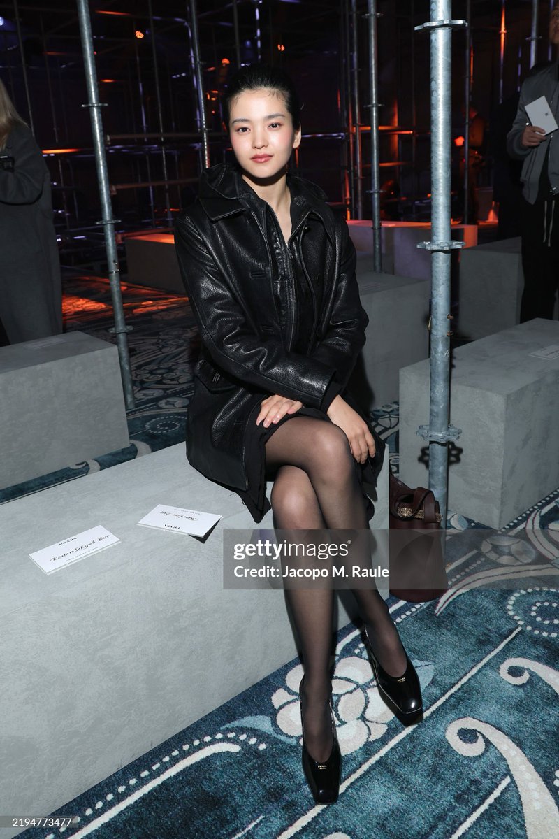 The Fall/Winter 2025 menswear collection by Miuccia Prada and Raf Simons explores human nature, basic instincts, as a tool for fundamental human creativity.  Discover more: tinyurl.com/yt56yphn

#김태리 #Prada #Milan #PradaFW25