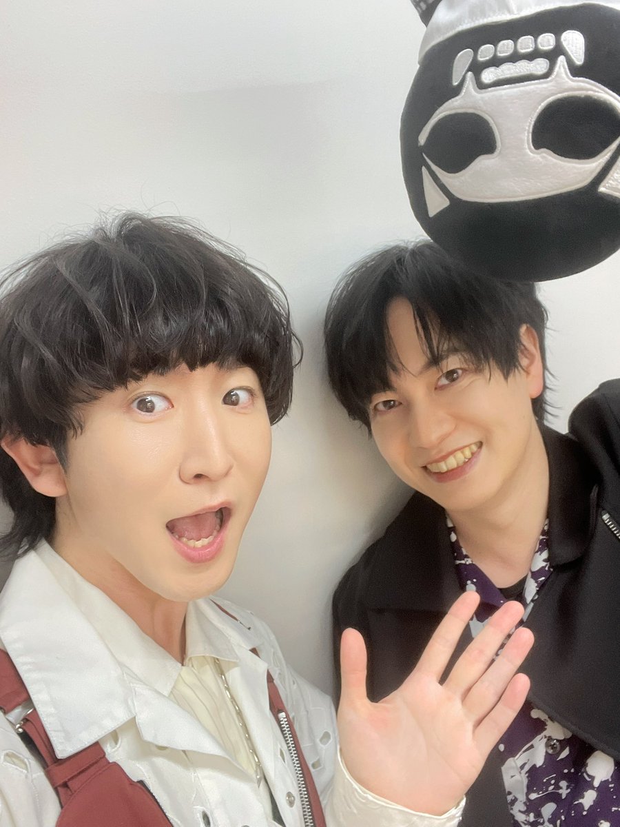 Daishi_ace's tweet photo. 初春大直会昼の部、夜の部、お越しいただいた皆様！ありがとうございました✨
とても楽しかったです！！
メインビジュアルも発表され益々盛り上がっていきたいので、応援よろしくお願いします🌸☠️せっかくだから2枚載せちゃう！
#アニメ戦隊大失格 https://t.co/MQIiQVNJZN