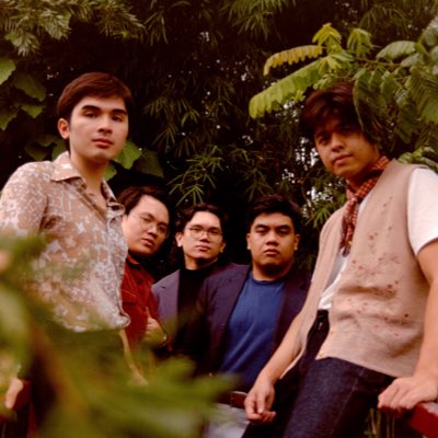 #NewProfilePic

In case you missed the big news, we’re dropping a new single next Thursday and our album on February 7! 🍀 

📸: @alecilustre