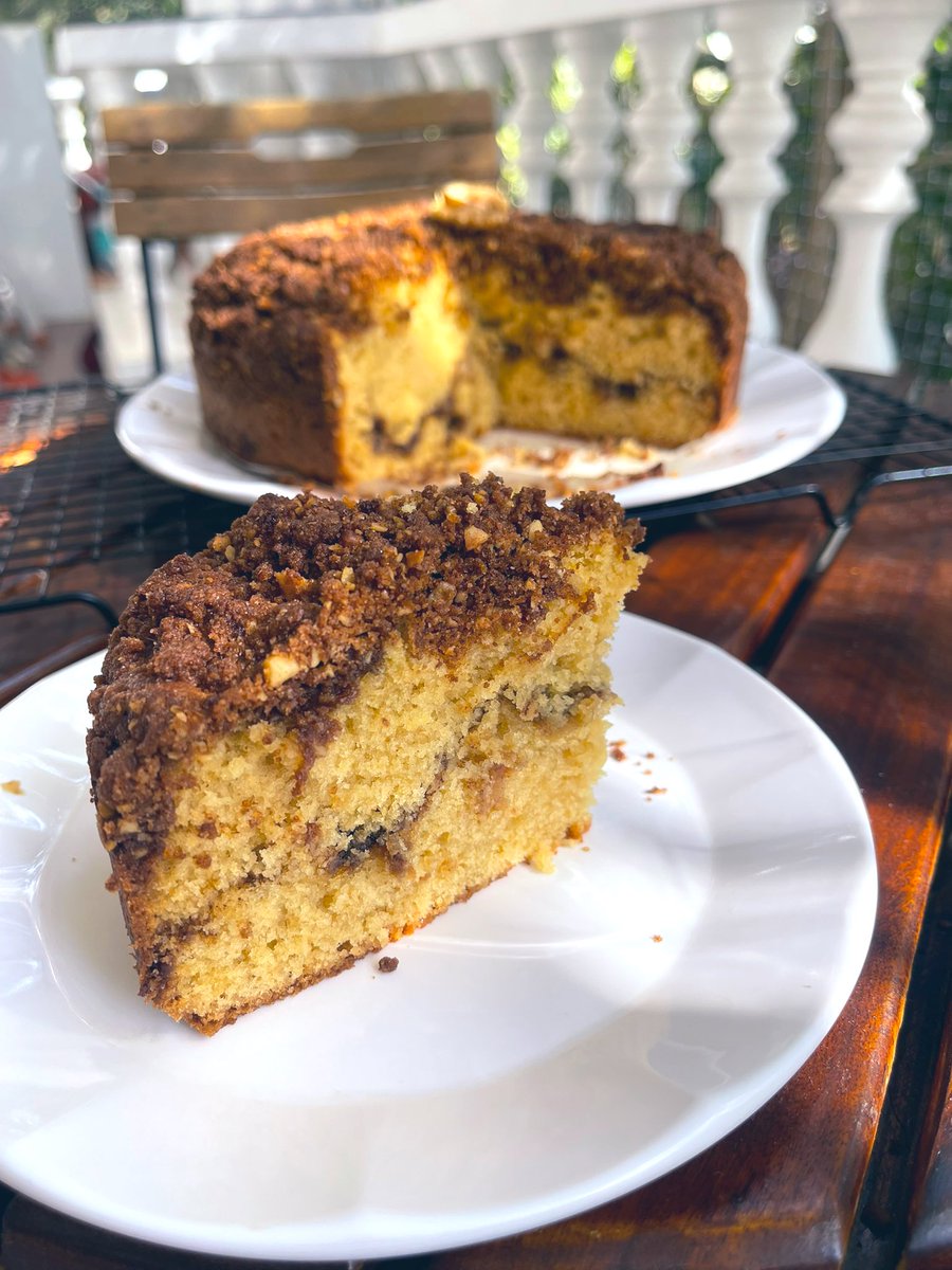 cloud_surfer72's tweet image. Classic sour cream coffee cake .. 

The coffee cake is ready, now to pair it with some good coffee.. 

#bakingtherapy