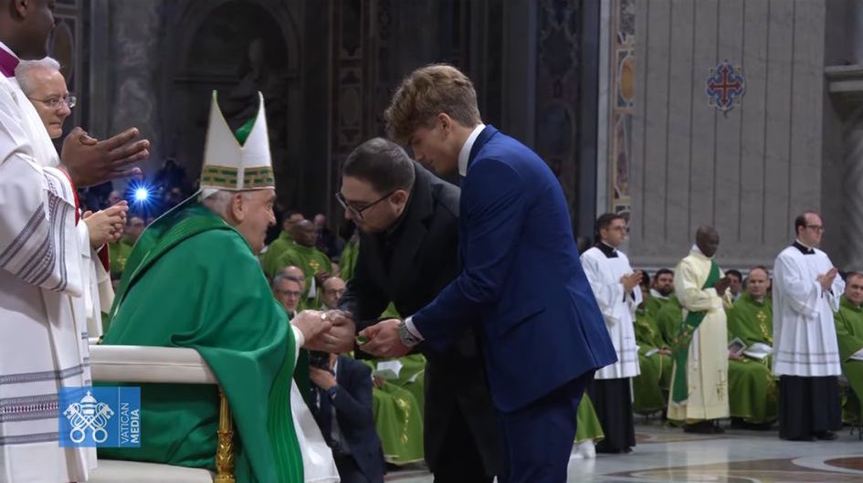 Muchas gracias <a href="/Pontifex_es/">Papa León XIV</a>, muchas gracias por todo.

#Jubileo2025 #JubileoDeLaComunicacion