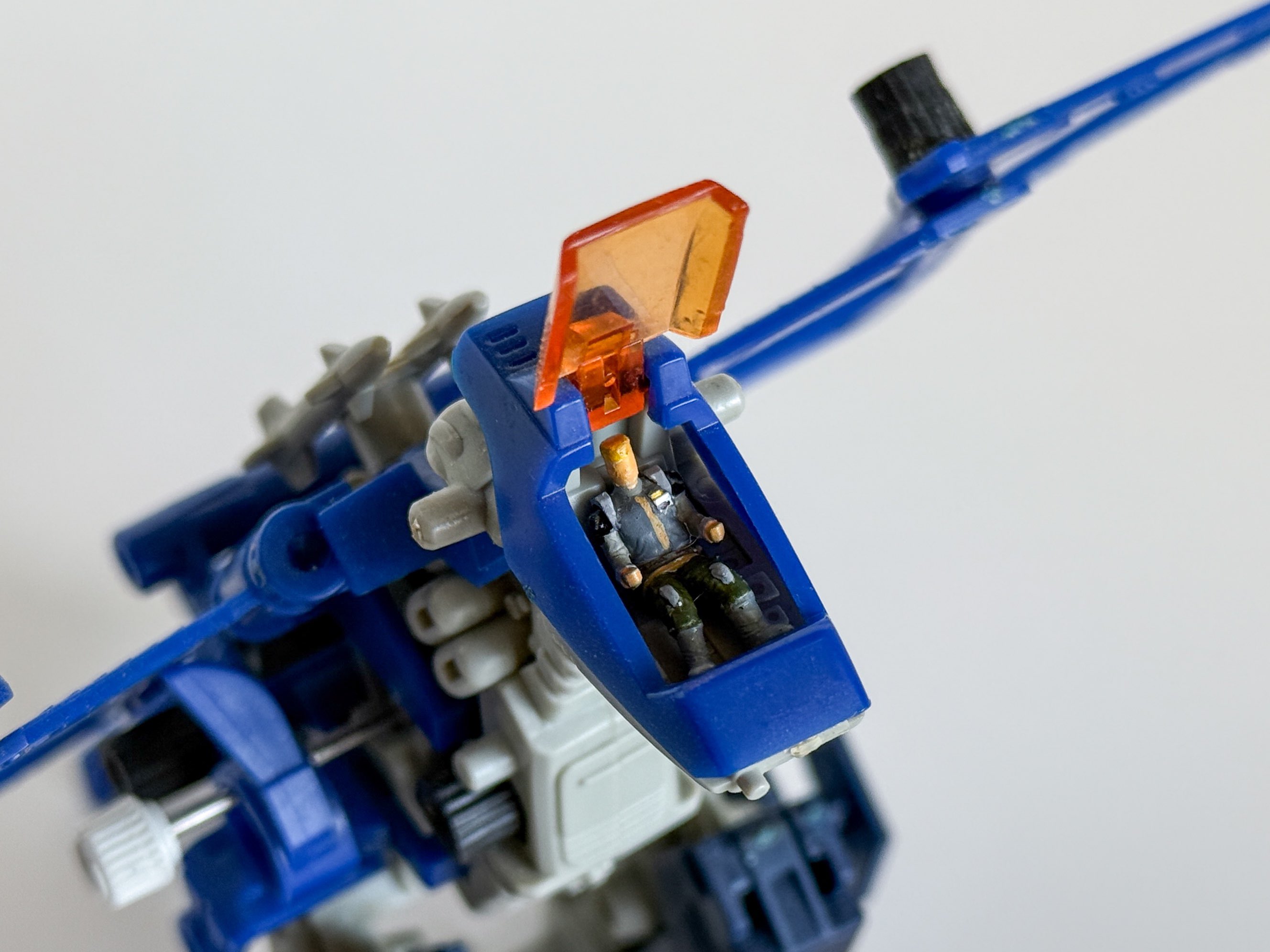 旧ゾイド パイロットフィギュア 詳細不明 24ゾイド ZOIDS トミー