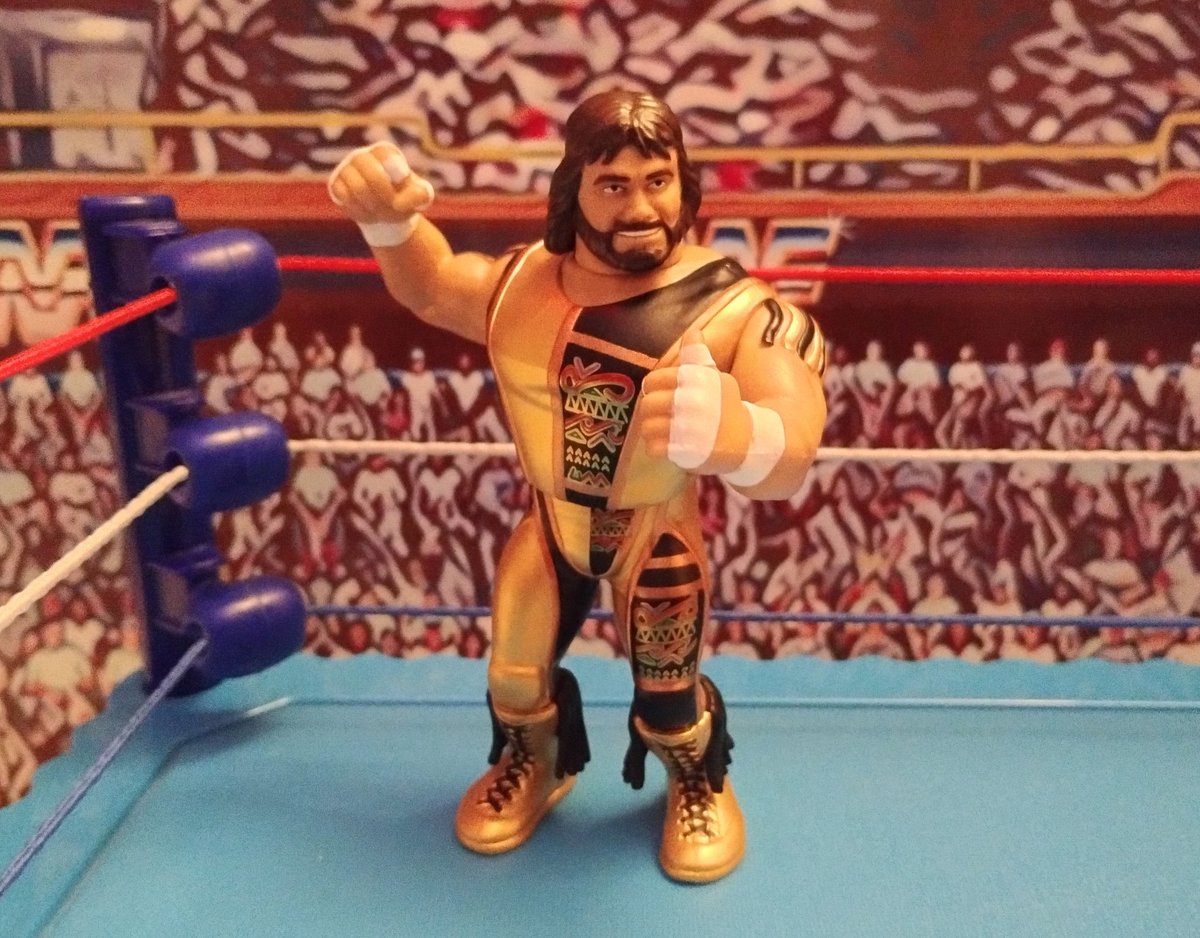 BurdonNeil's tweet photo. #machomanrandysavage @GGOfficialToys retro figure by @HasttelToy another home run, entrance gear and ring gear are a great touch #grapplerandgimmicks ,#wwe #wwf #machoking #machomadness https://t.co/o00jlK7pUA