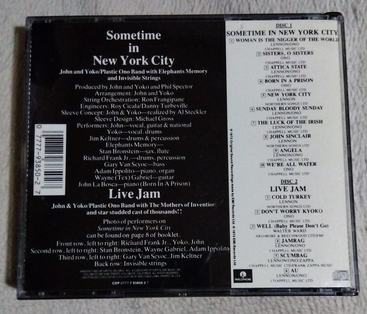kintyre_909's tweet photo. #NowPlaying
SOMETIME IN NEW YORK CITY
#JohnLennon & #YokoOno
#PlasticOnoBand
with #ElephantsMemory https://t.co/FJqZUbtByH
