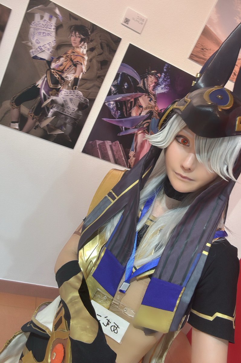 ほよみーとお疲れ様でした！！素晴らしい作品を生で見ることができて、本当に嬉しいです😭！たくさん色んな方とお話し出来て素敵な時間でした〜😭！！ありがとうございます！！写真は２日目自分の展示とツーショを撮る私

#ほよみーと
