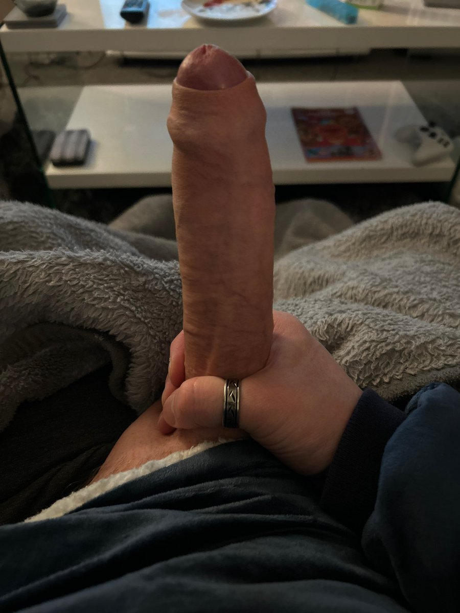 Bored &amp; horny this morning I really need a nice twink to fuck raw &amp; hard. retweet if you want my dick.