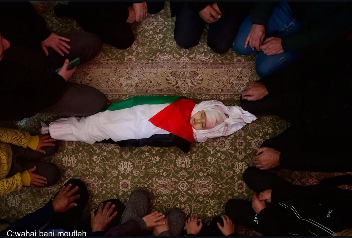 EyeonPalestine's tweet image. The farewell of the little girl Layla Khatib (2 years old) who was killed after being shot in the head by Israeli gunfire in the village of Al Shohdaa (Mothalth Ash Shuhada), southern Jenin.