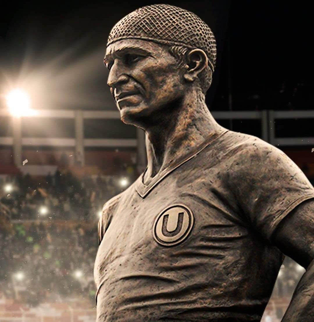 Han pasado los 2 mejores últimos años en los que nos a caracterizado y diferenciado de los demás la unión en conjunto de toda la hinchada crema , pueblo crema ,jugadores,dirigentes y socios ,no dejemos pasar lo que ya se inicio y avanzo , sigamos así y dejemos pasar diferencias .