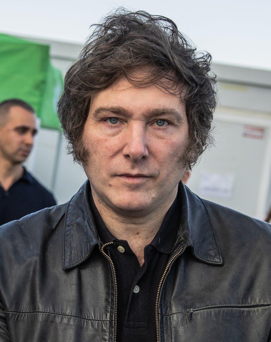 "La ideología woke es la gran epidemia de nuestra época que debe ser curada, es el cáncer que hay que extirpar".

— Javier Milei