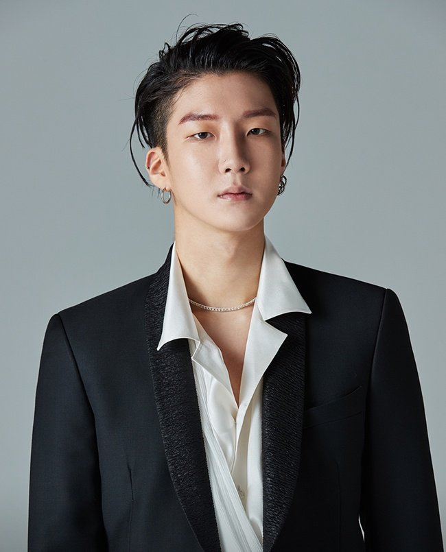 YGFacts_sprt's tweet photo. Lee Seunghoon is set to appear at the 2024 MBC Entertainment Awards on January 28th!

📍 MBC Public Hall, Seoul
⏰ 8:20PM KST
📺 Live Broadcast on MBC

#LEESEUNGHOON #HOONY #WINNER #위너 @yg_winnercity https://t.co/CnOD9mMEbR