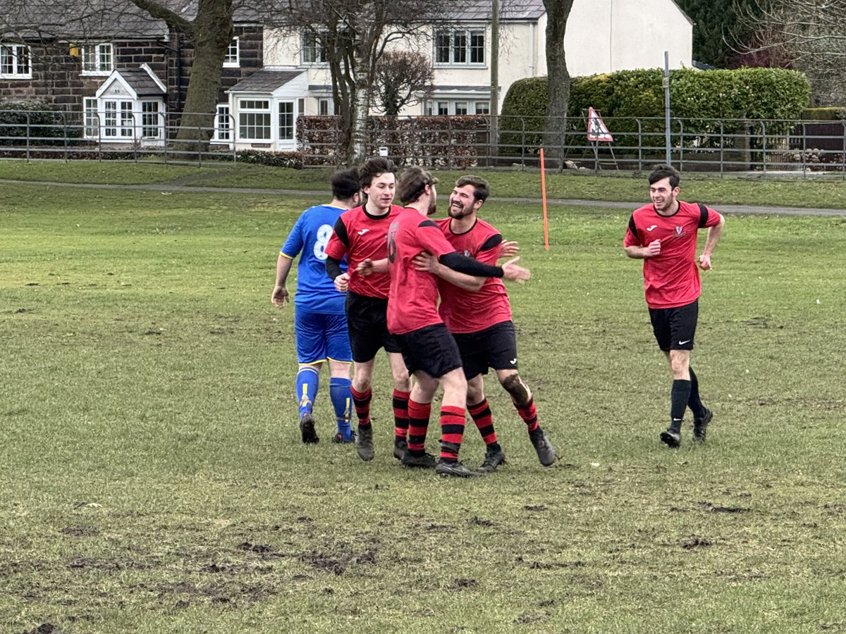 HeathRangersFC's tweet photo. HRFC 5-0 Brookvale United

We were very poor in the first half, dominated possession but didn't do anything with it.

Started the second half well, scored a few quick goals and brought home the three points.

It's always good to win in the Runcorn derby.

#UpTheRangers https://t.co/9za7HcYkpU