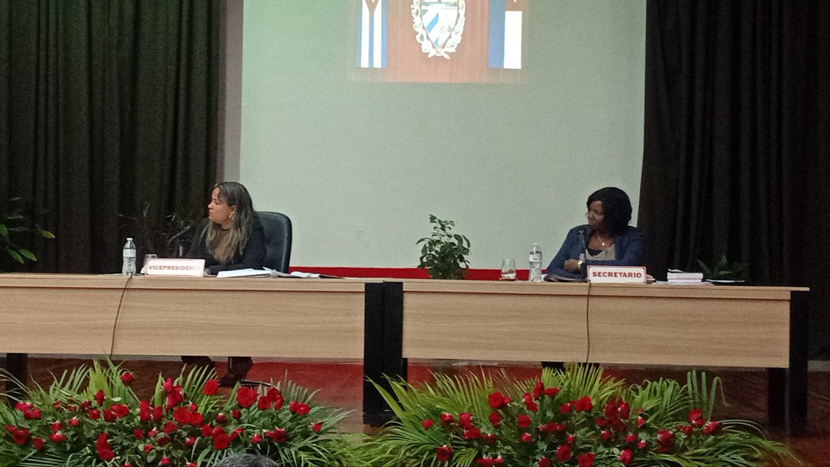 FelixmSuarez's tweet photo. La Asamblea Municipal de Las Tunas evaluó y aprobó el Plan y el Presupuesto para el año 2025. Se expresaron reservas en cuanto a las potencialidades para lograr moyores producciones y más ingresos al Presupuesto.
#PoderPopular https://t.co/cHdWFv0Y0F