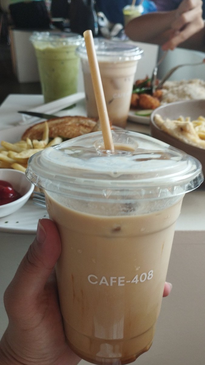 z_cassiel's tweet photo. Also food and drinks are always great @cafe408_ 🫶💙
Buti sanay na sila sa tili namin as you can heard from the prev video 😂
#SUHOMMESlumberParty #AllForJunmyeon
#AlwaysWithJunmyeon https://t.co/r3ofycKE1P