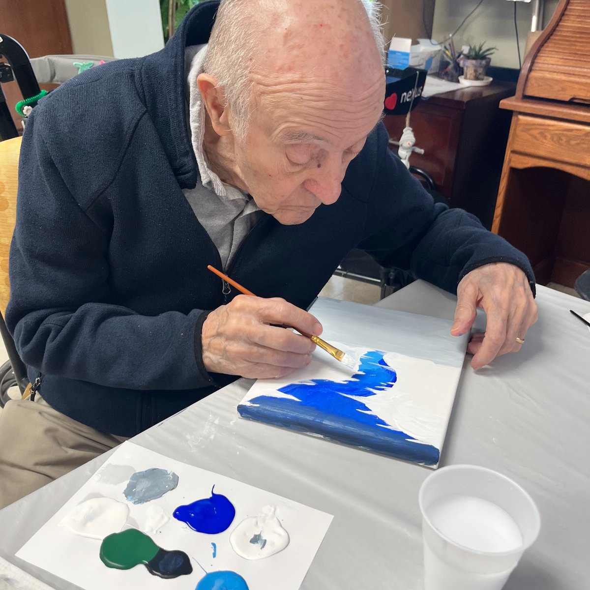 GreenBenchStory's tweet photo. Through creativity, we continue to share our wisdom and stories. At Schlegel Villages, residents joined a Winter Paint-Along Program, crafting beautiful winter scenes. Proof that creativity and self-expression flourish at every age. ❄️ #ElderWisdom #CreativityInAging https://t.co/2AFbcqyFhr