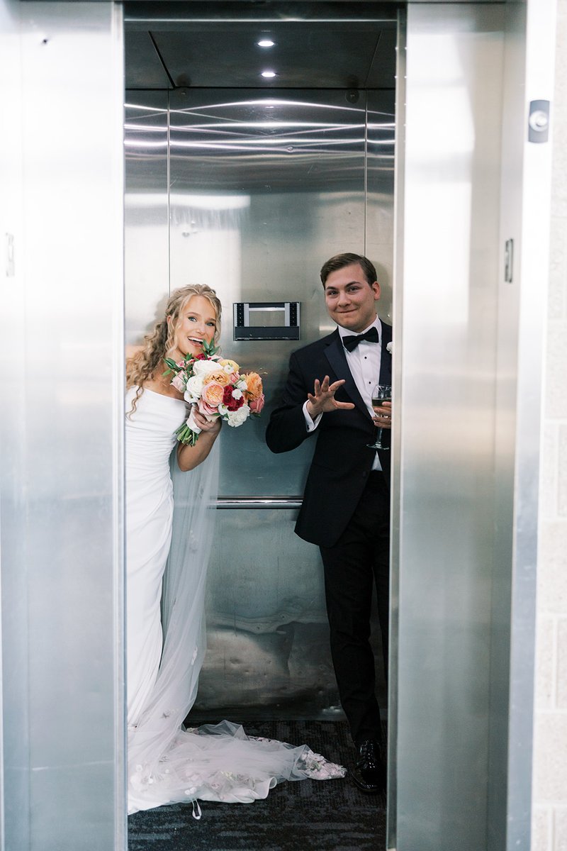 That moment right before the grand entrance… Take a deep breath, soak it all in, and get ready to walk into forever. 

📸: @samantharicephotography